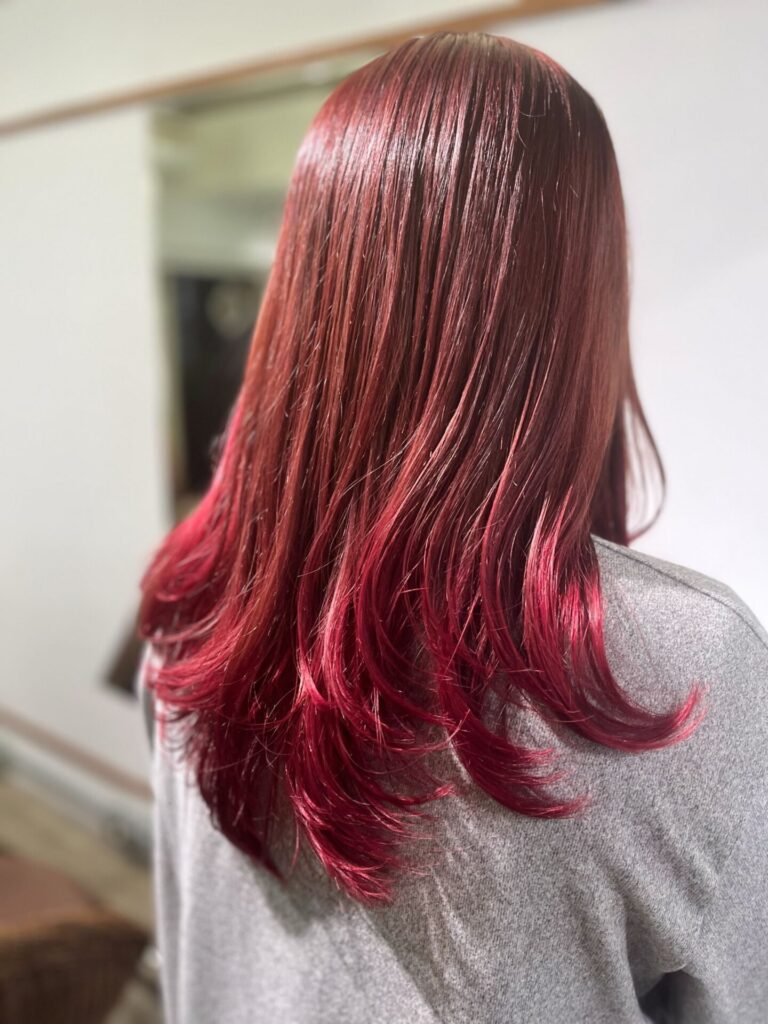 美容室帰りのツヤ髪イメージ